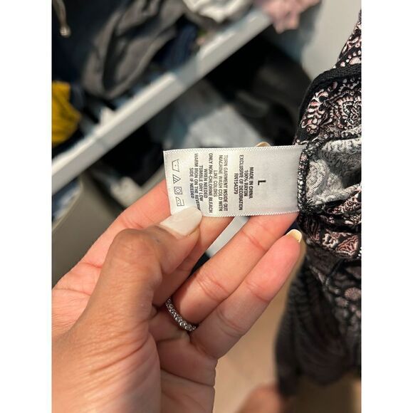 Aeropostale Cami Strap Paisley Printed Jumpsuit size L - Picture 3 of 4